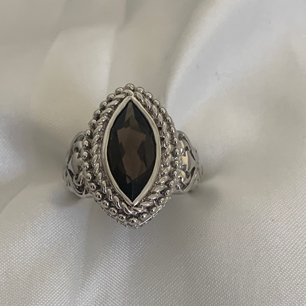 Stunning Silver and Brown Cocktail / Dress Marquise Ring.
